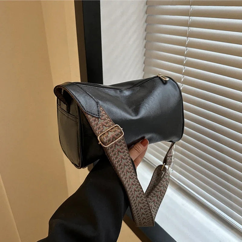 Vintage PU Leather Pillow Crossbody Bag – Soft, Stylish & Perfect for Everyday